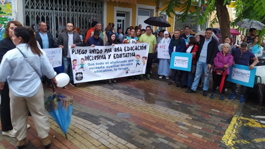 Padres del colegio Pascual Martínez Abellán de Pliego piden más atención para los alumnos con necesidades educativas especiales