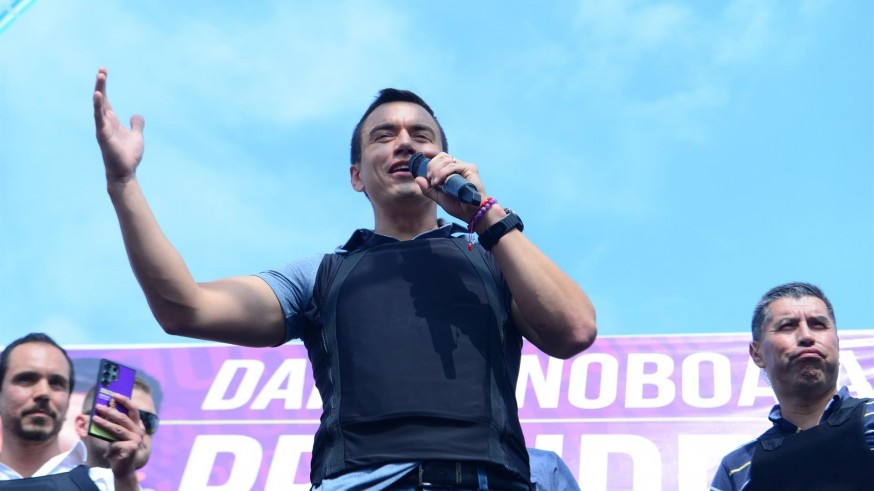 El empresario Daniel Noboa se convierte en el presidente más joven de la historia de Ecuador