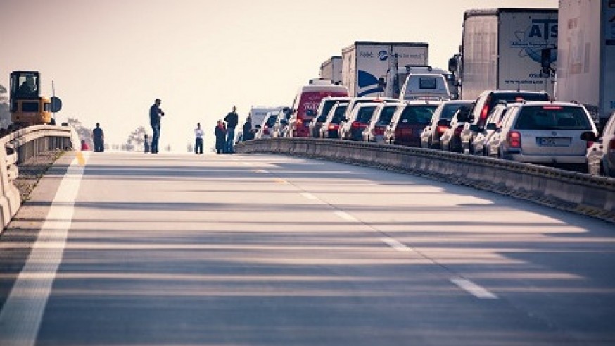 Más de 2.000 transportistas murcianos sufren colas de casi 30 km en Reino Unido