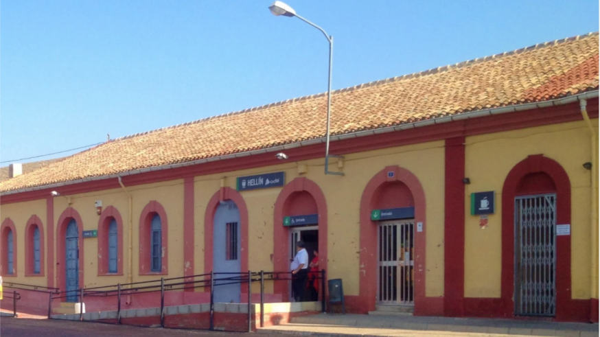 La Plataforma por el Tren de Hellín denuncia que no se pueden comprar billetes por internet de la línea Cartagena-Chinchilla 