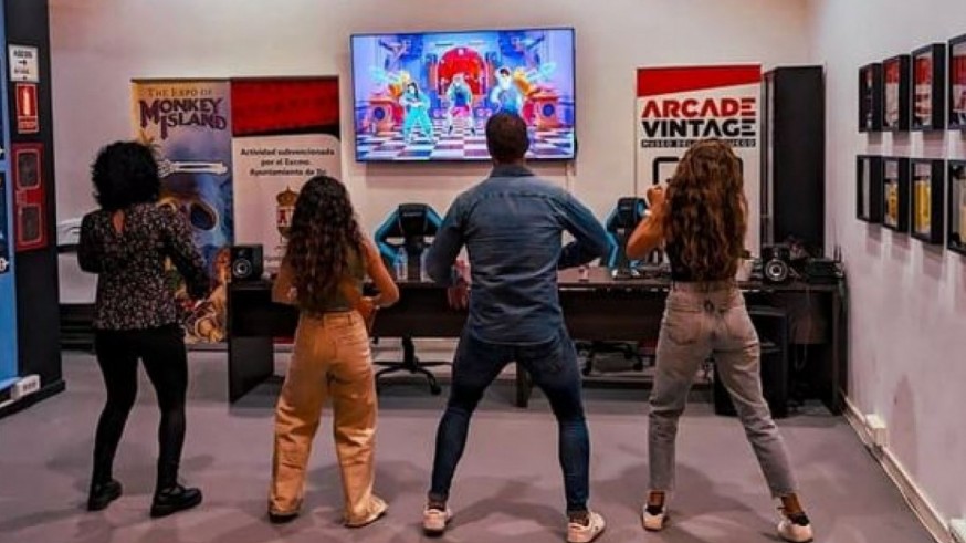 La historia de los videojuegos llega a la UPCT