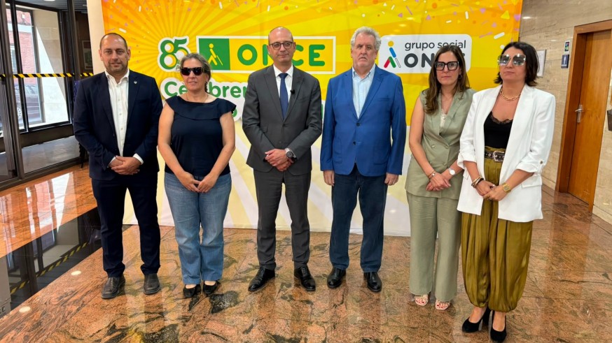 Renuevan el convenio que permite la plena inclusión de 300 alumnos con discapacidades visuales