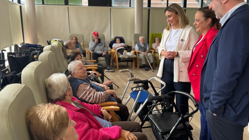 Más de 100 residencias de la Región de Murcia se transforman para mejorar la atención a los mayores