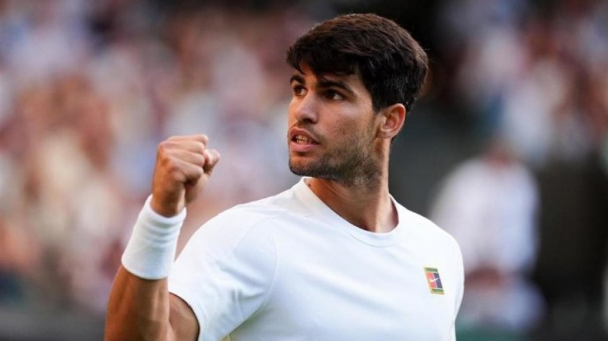 Alcaraz derrota a Rublev y ya está en cuartos de final de Wimbledon