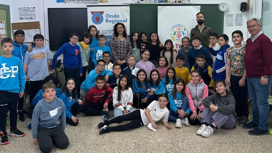 CEIP Las Pedreras de Calasparra. Fabricantes de objetos para el mercadillo benéfico