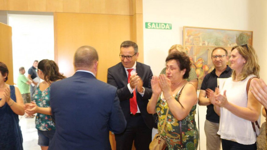Conesa recibe la felicitación de los vecinos de Totana