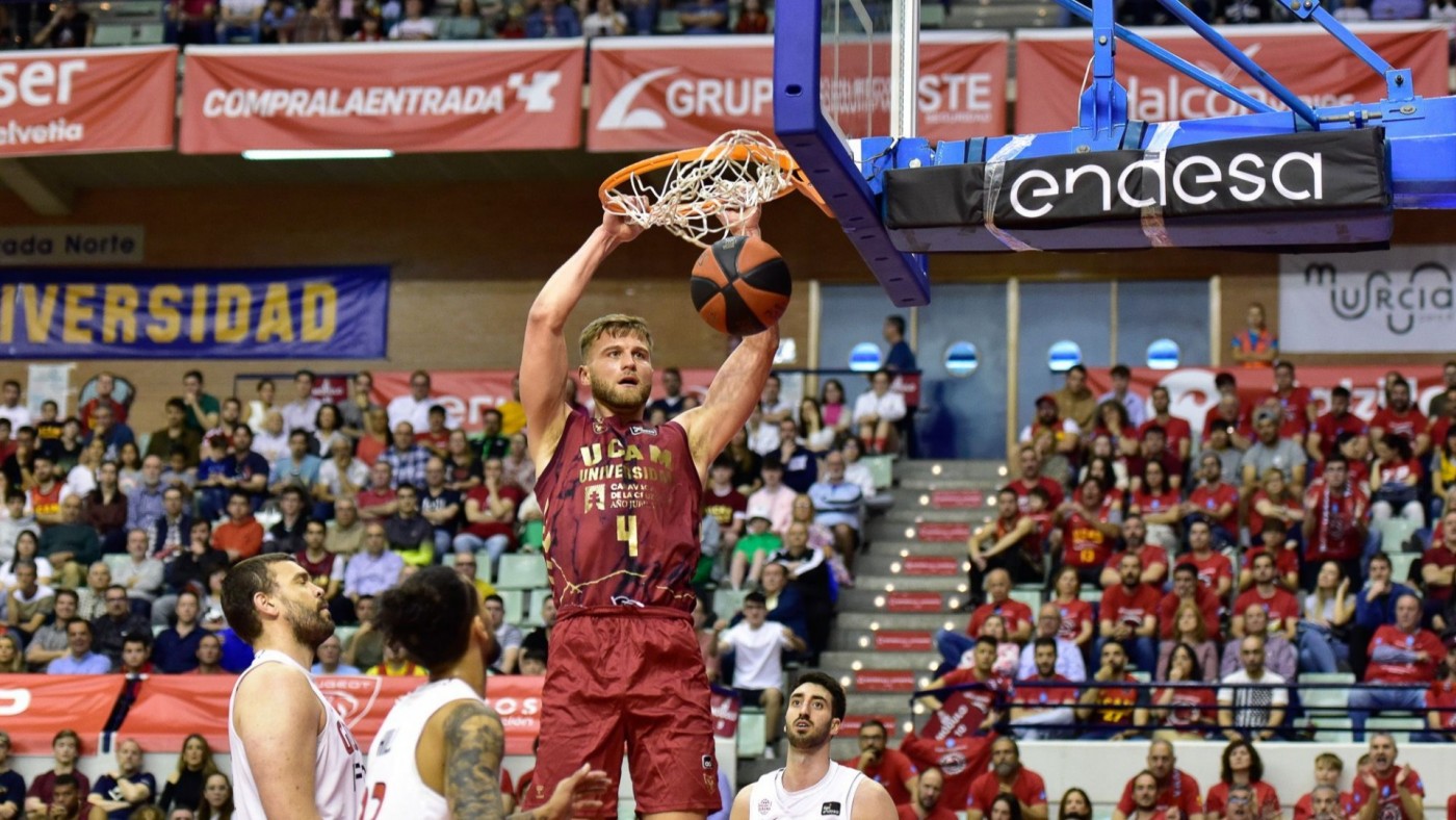 Victoria para creer del UCAM Murcia (102-79)