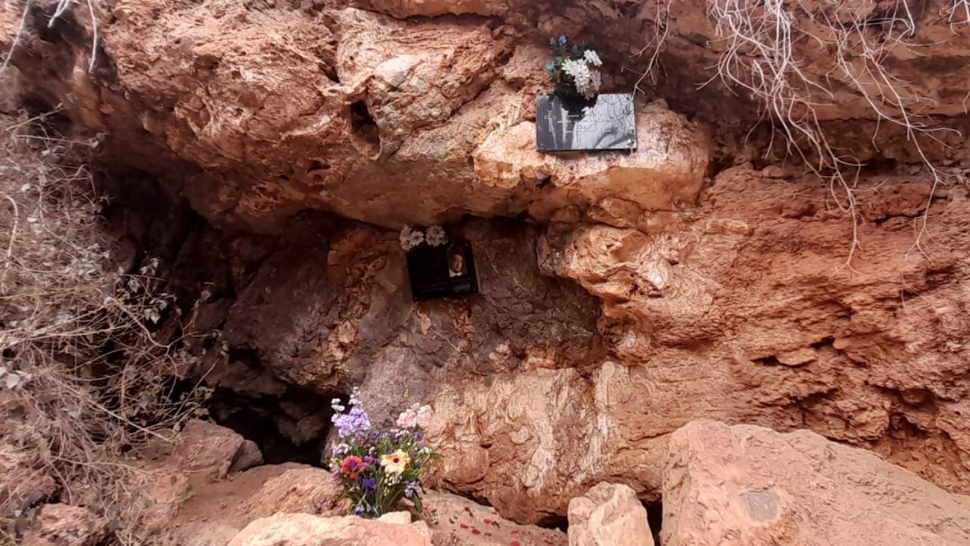 Muere una buceadora en la Cueva del Agua de Isla Plana