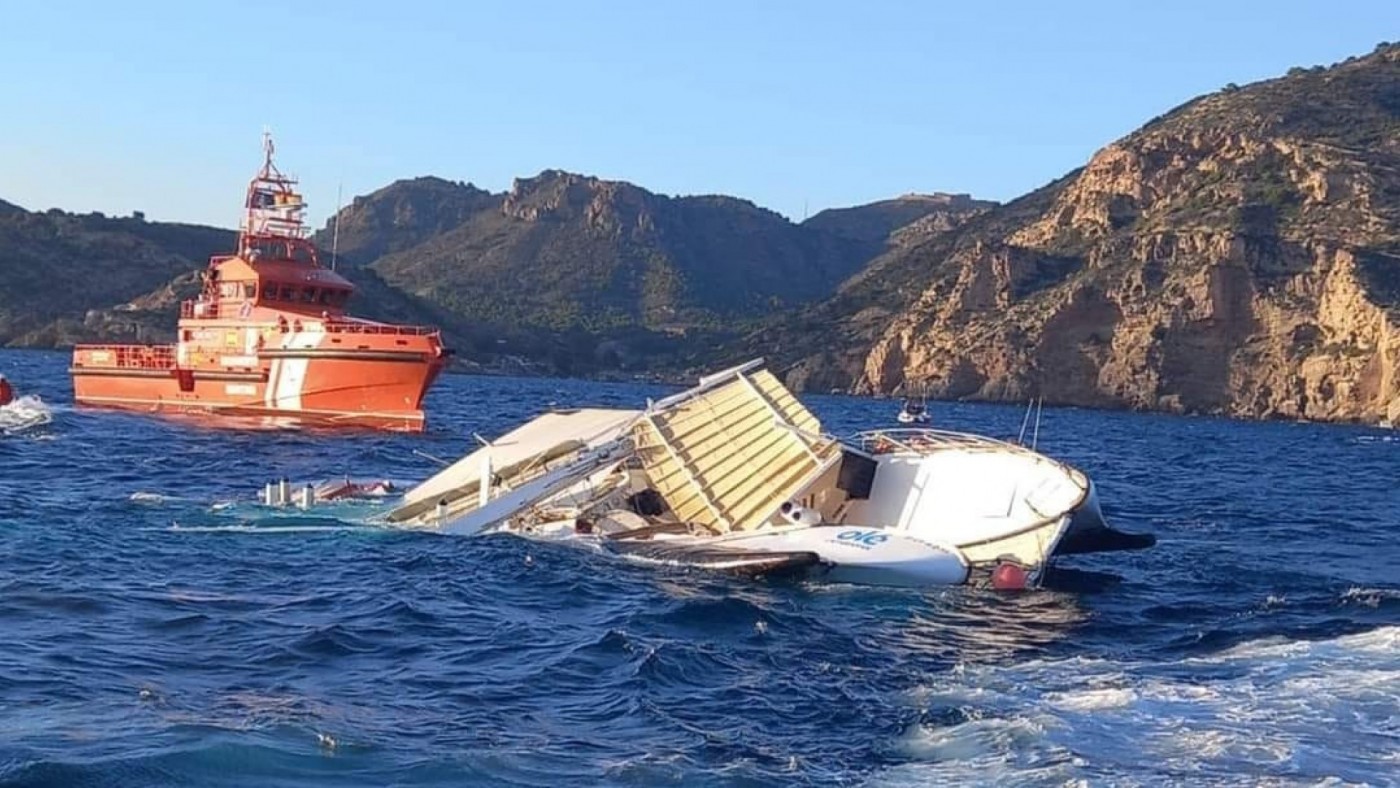 Defectos en la estructura del barco apuntan como la causa del hundimiento del catamarán en Cartagena