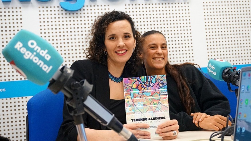 Rompiendo el silencio.De 'Tejiendo alianzas contra el odio' y delitos de odio en redes sociales hablamos con María Pina, Marina Dólera y Sergi