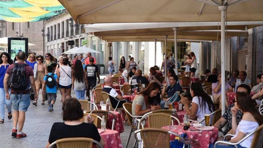 Buenas previsiones de creación de empleo en la Región para este verano