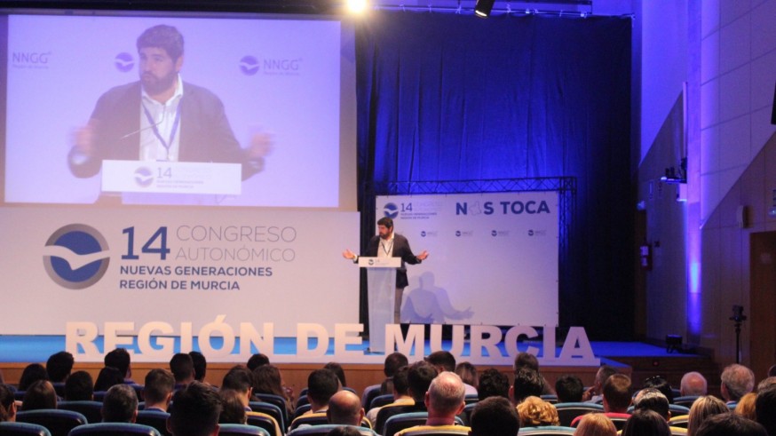 López Miras aclara que su gobierno no desautoriza a la Guardia Civil sobre los análisis de la Sierra Minera
