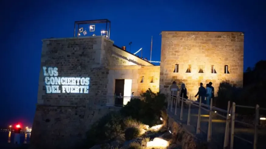 Rock y patrimonio se funden en la XIII edición de los Conciertos del Fuerte en Cartagena