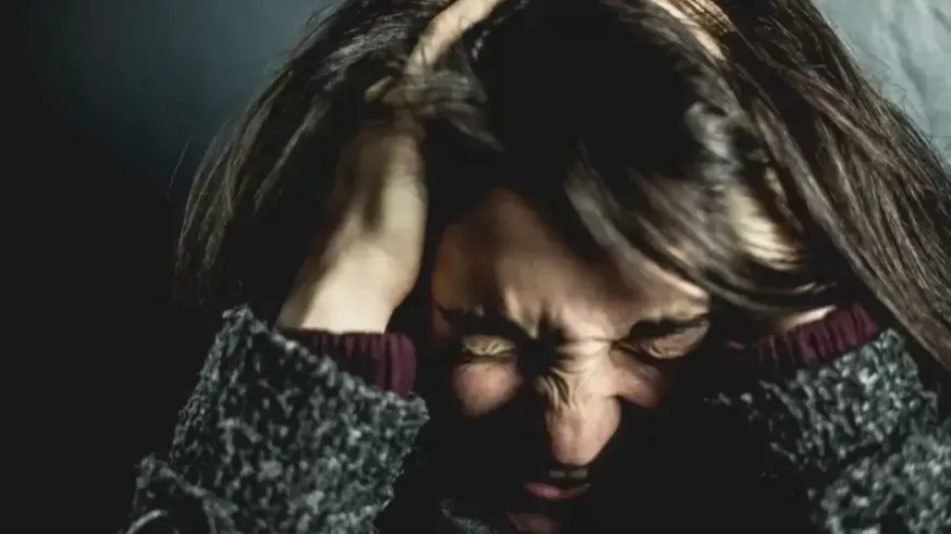El grito silencioso de la adolescencia, hasta un 18% de los jóvenes recurre a las autolesiones para gestionar su dolor emocional