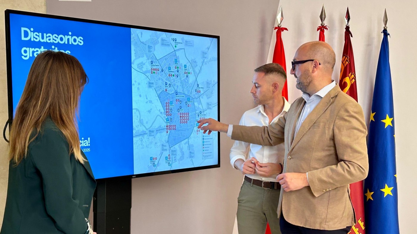 Un autobús lanzadera conectará el Malecón con La Fica durante la Feria de Murcia