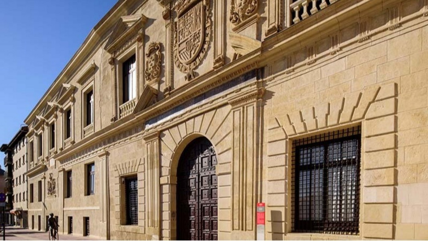El salón de actos del Palacio Almudí se convertirá en una sala polivalente adaptable y abierta