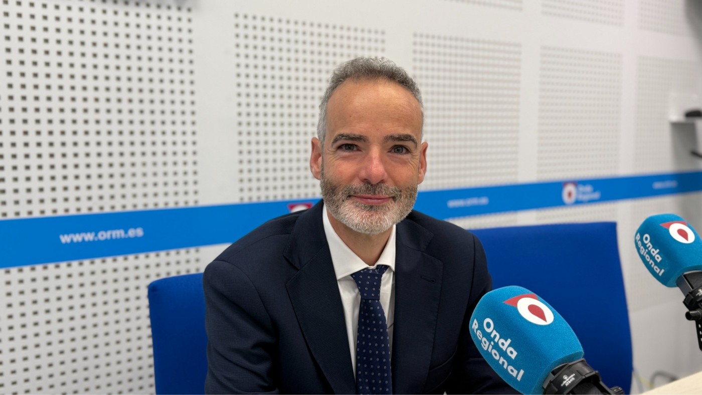 "Tenemos que ser una universidad ágil e inteligente para adaptarnos a los retos del momento"