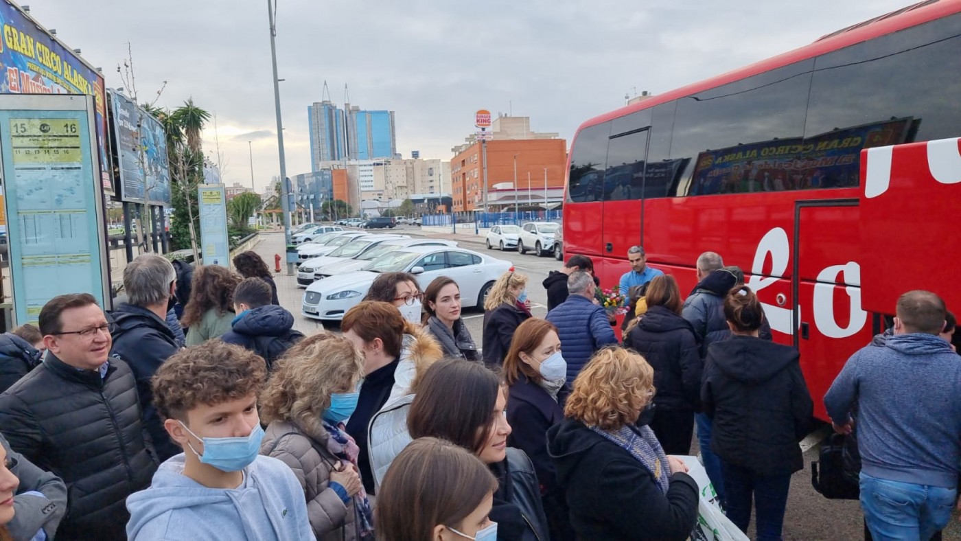 Sucina se vuelca con la llegada de 32 refugiados ucranianos