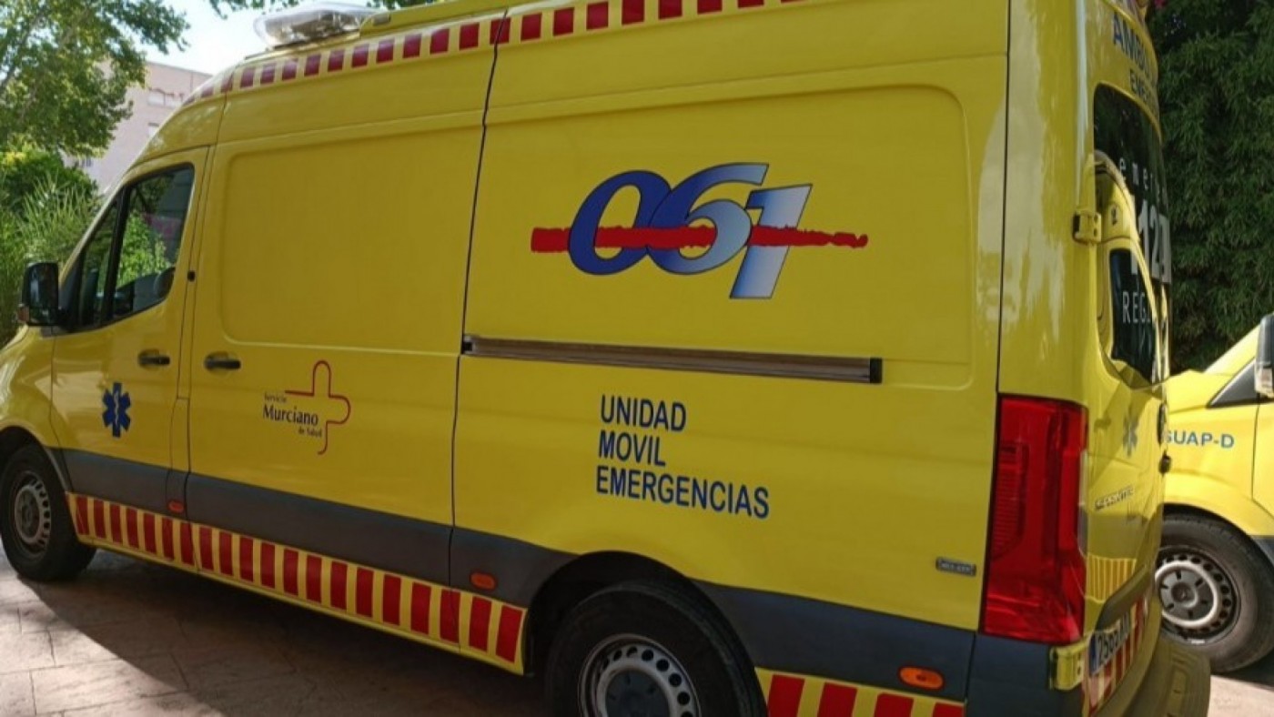 Trasladan al hospital a tres heridos en un accidente de tráfico en Cartagena
