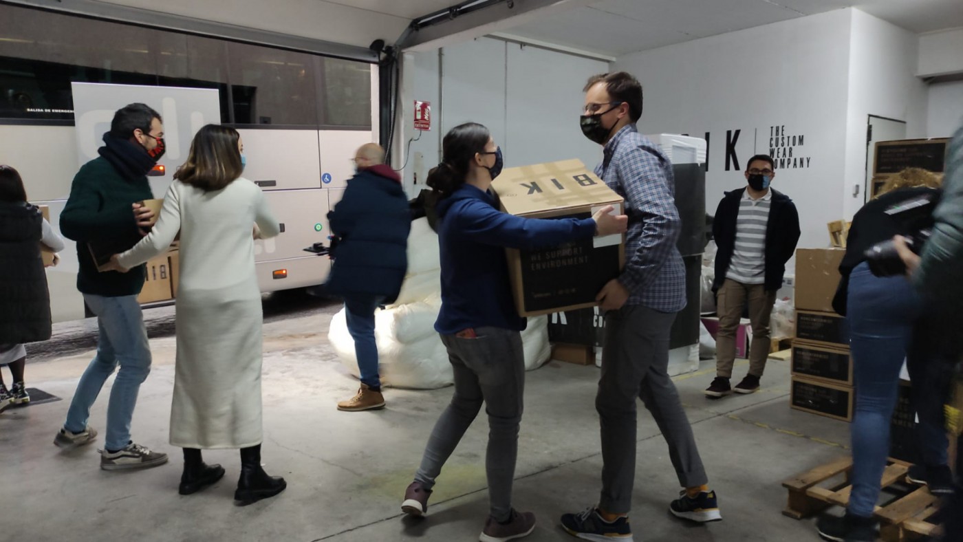 Un autobús con ayuda humanitaria para Ucrania llegará el lunes a la frontera con Polonia