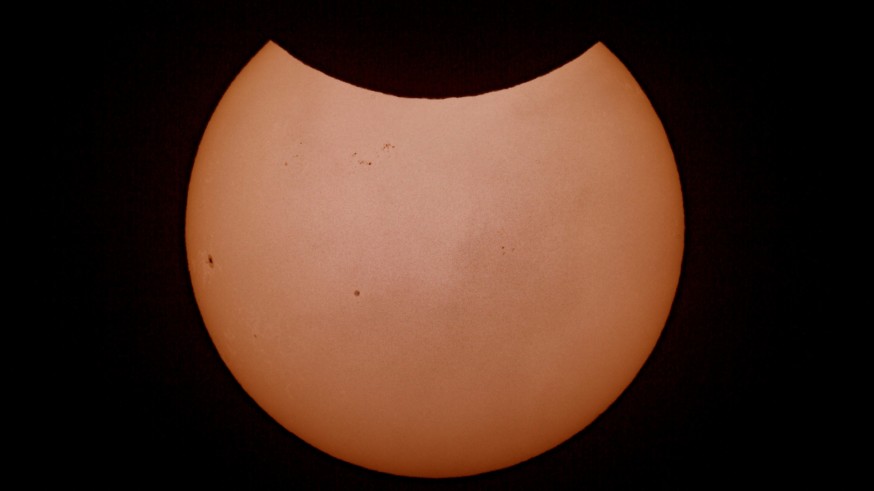 El eclipse parcial de Sol se avista desde la Región casi 50 minutos
