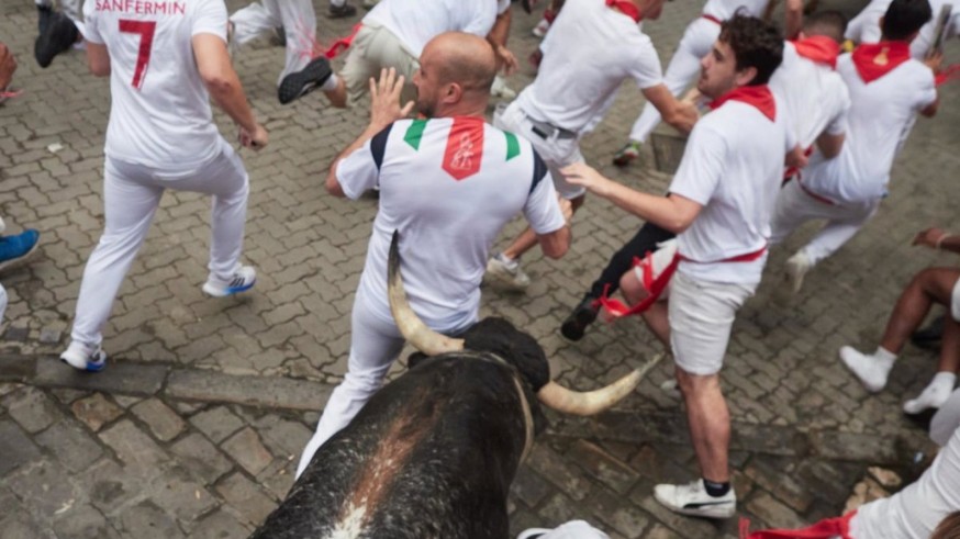 Un ciezano entre los cuatro heridos en el cuarto encierro de los Sanfermines