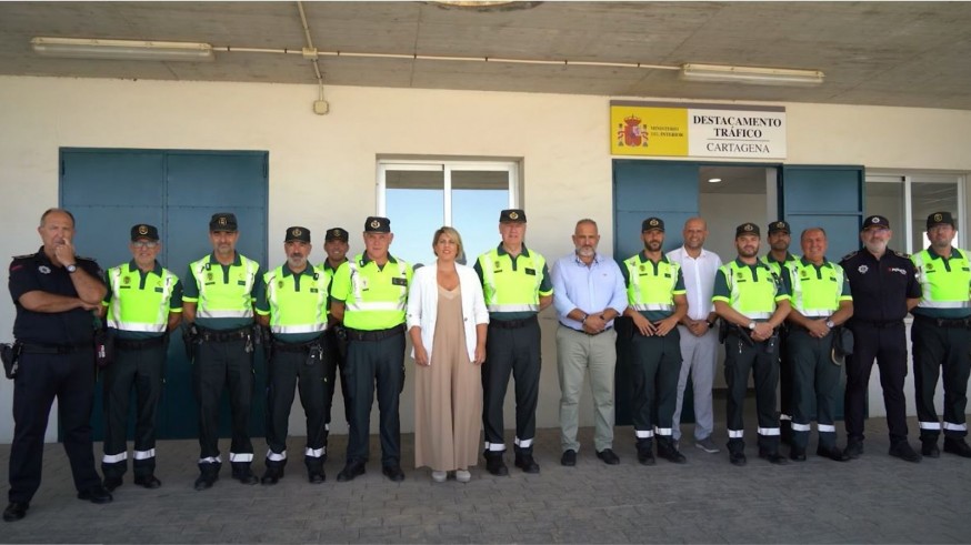 La Unidad de Tráfico de la Guardia Civil de Cartagena se traslada al Parque de Seguridad