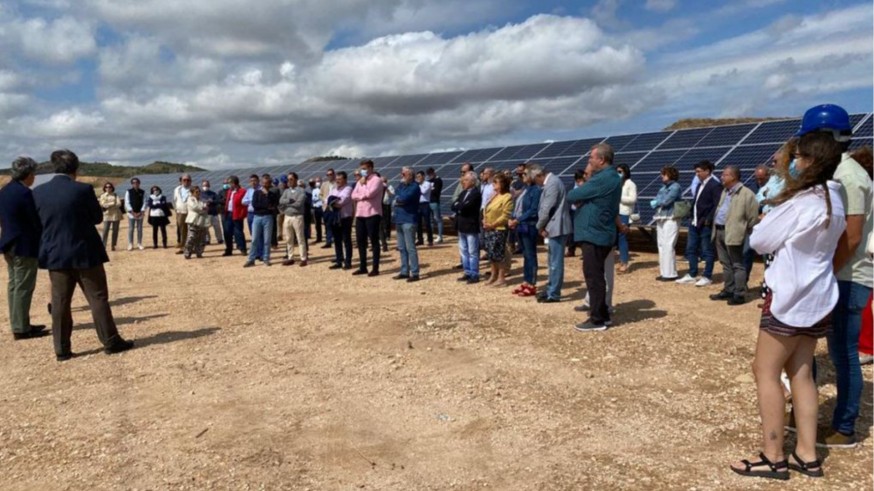 Inauguración de la primera instalación fotovoltaica social en Yecla. ANPIER
