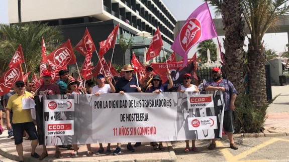 La manifestación de los trabajadores se ha realizado en Mazarrón. Fuente: CCOO