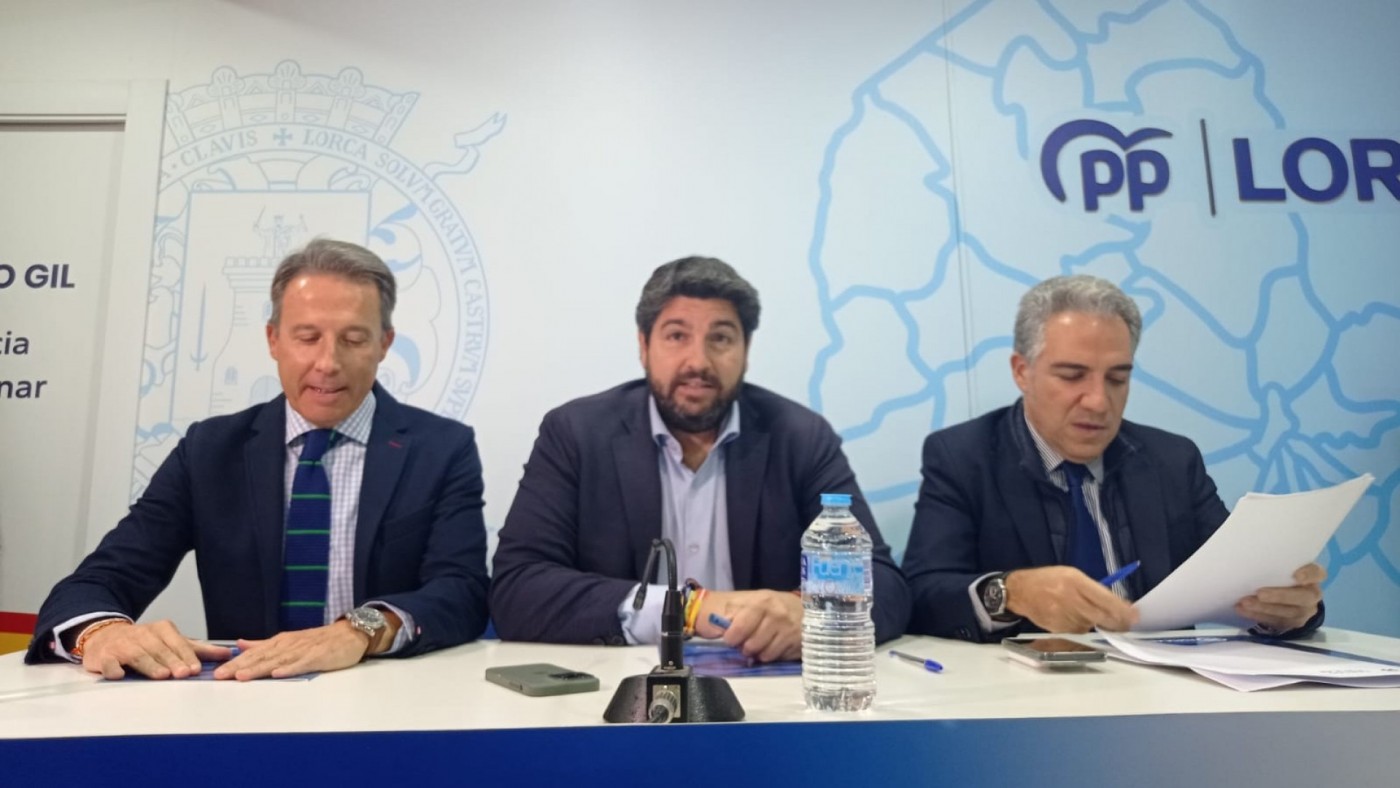 Bendodo: " El Gobierno quiere que autonomías y ayuntamientos paguen la fiesta del independentismo"