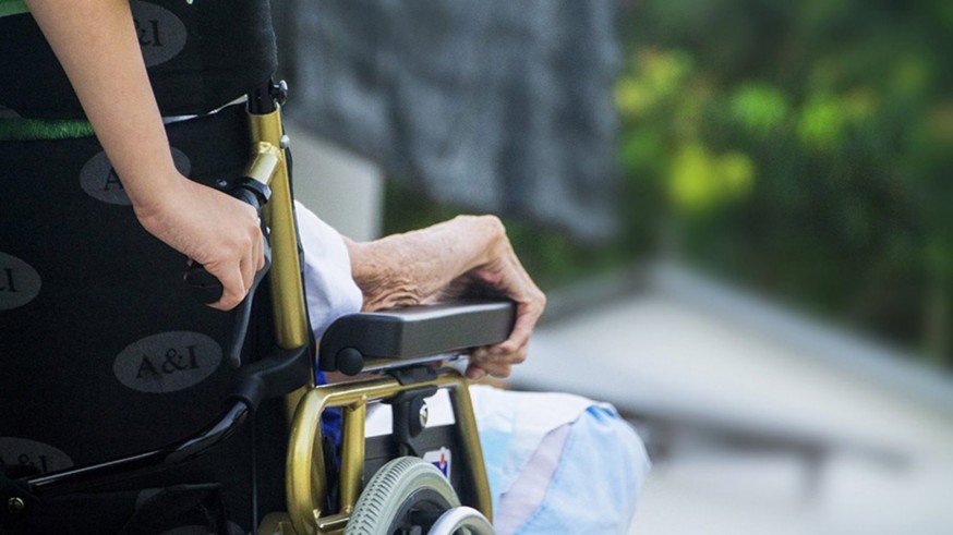 Un sexagenario apuñala a un compañero en una residencia de mayores 