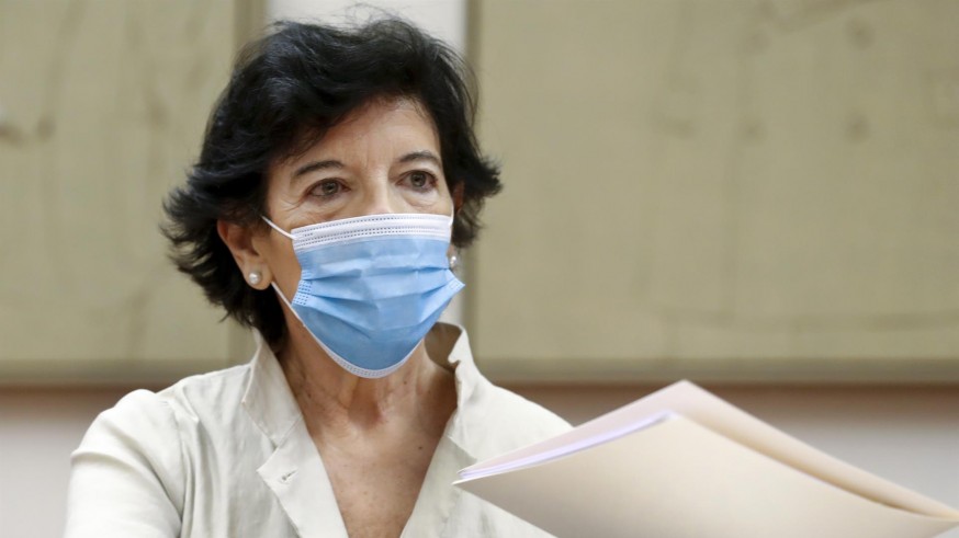 La ministra de Educación y Formación, Isabel Celaá, en una comparecencia en el Congreso