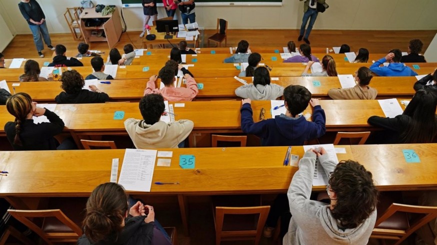PP y VOX piden en la Asamblea Regional al Ministerio de Educación una sola prueba de acceso a la universidad