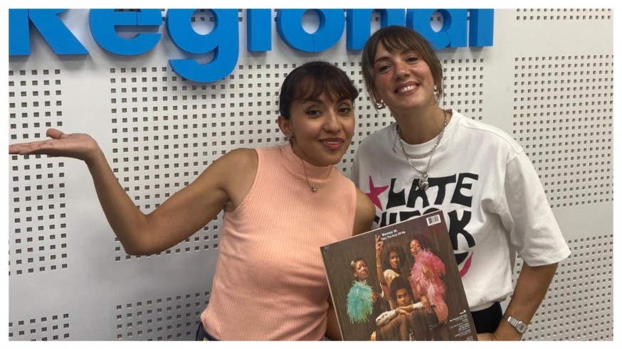 Músicas de ida y vuelta:. Angie Capel