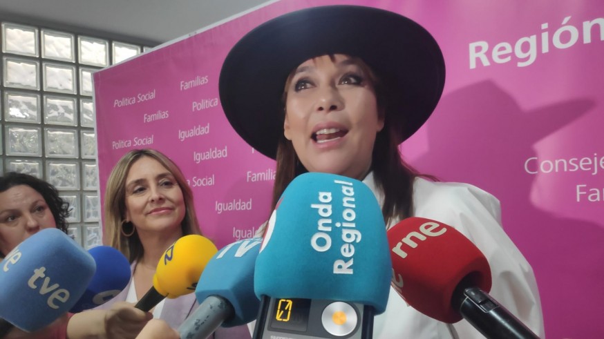 Comienza la Escuela de Familias para promover un consumo responsable de las tecnologías entre los adolescentes