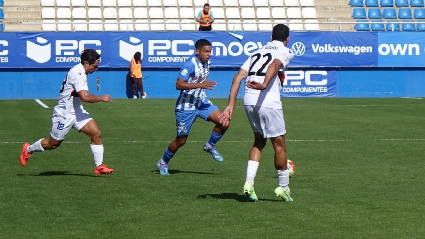 El Águilas también sabe ganar en el Artés Carrasco