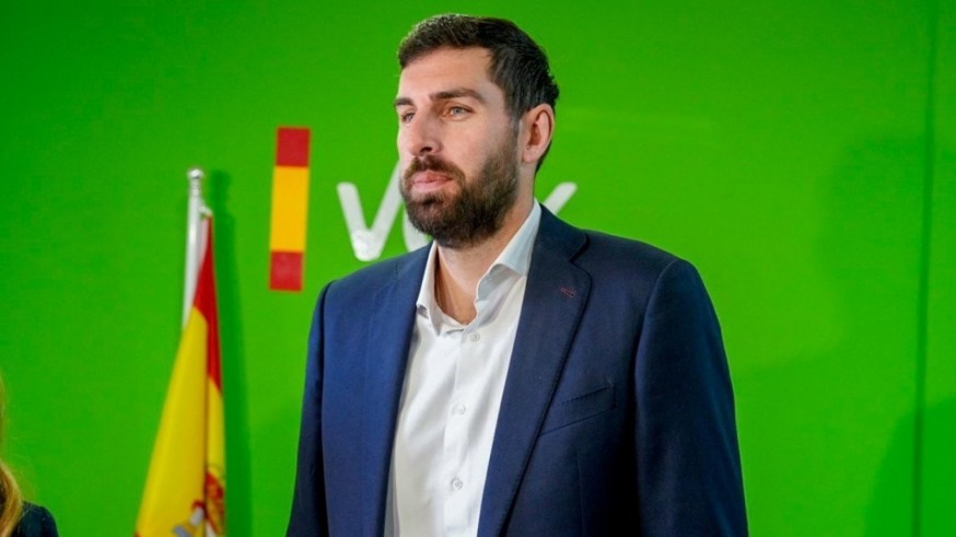 Antelo votará contra Vox si cambian su política de inmigración