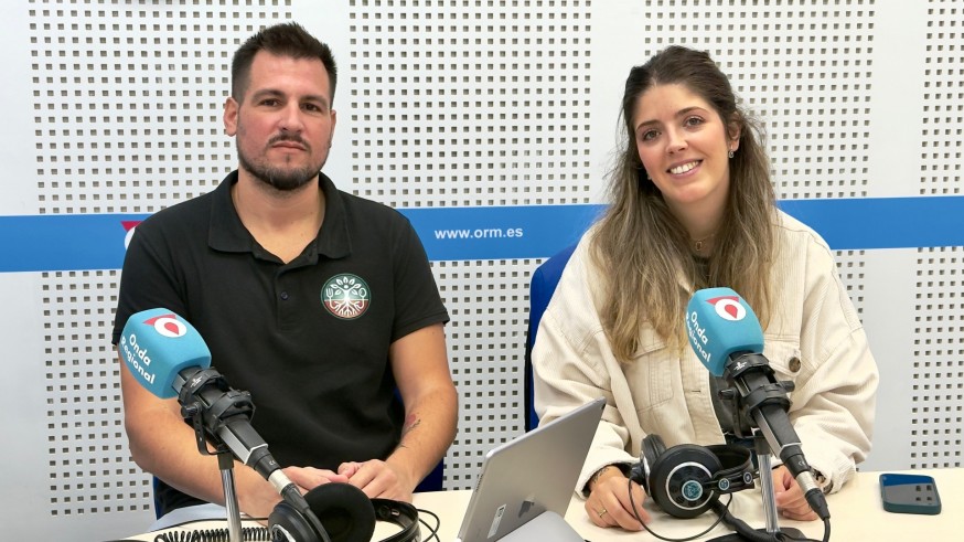 Jovenes y Empresarios, con AJE