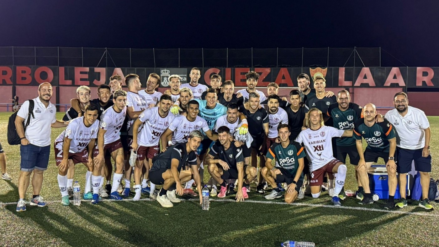 El Yeclano se lleva el Trofeo Espartero tras vencer al Cieza (0-2)