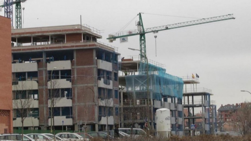 FRECOM denuncia que el sector de la construcción sufre la mayor presión fiscal de la historia