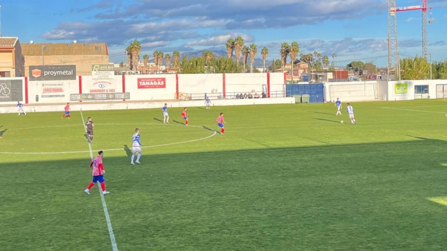 El Molinense noquea al Totana en el descuento (1-2)