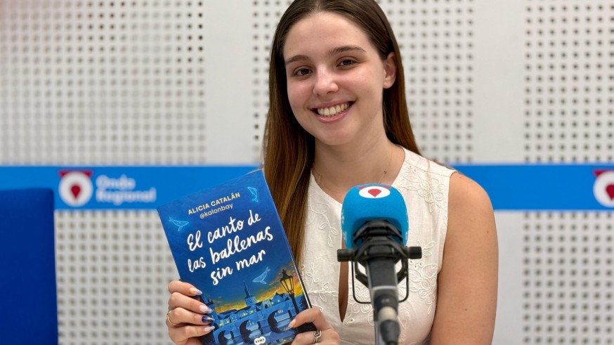Alicia Catalán (@KalonBay) da el salto de las redes sociales a la literatura con su primera novela