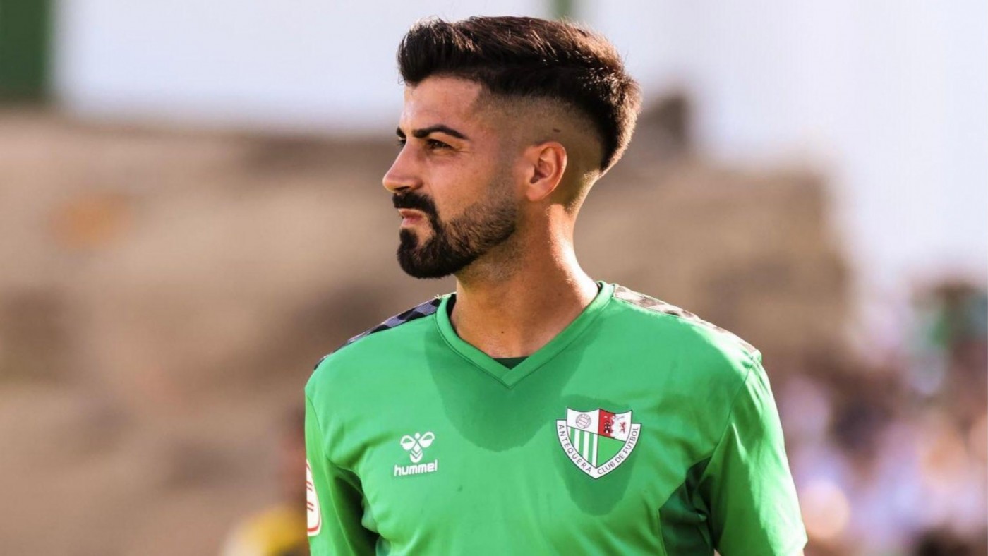 Chema Núñez refuerza el centro del campo del Real Murcia