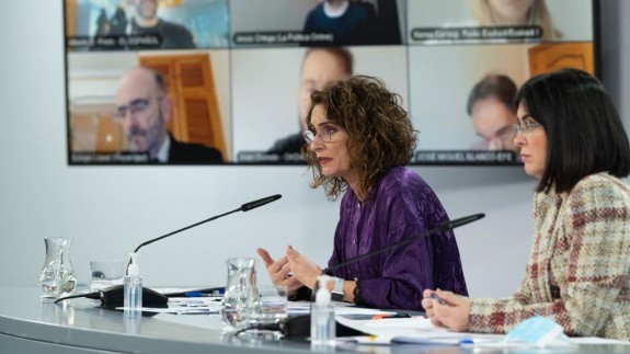 Montero y Darias en la rueda de prensa tras la reunión del Consejo de Ministros. MONCLOA