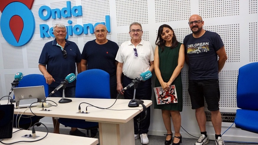 Músicas de ida y vuelta, Angie Capel: Totana, LOS SHANNYS y THE TRACKS, inolvidables