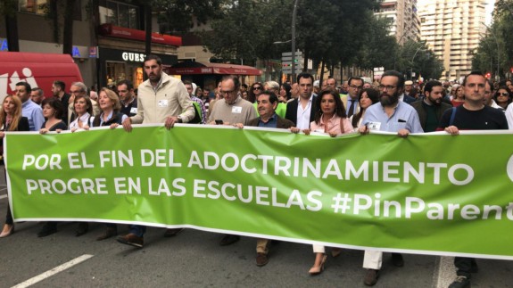 Protesta el pasado sábado por las calles de Murcia a favor del pin parental.