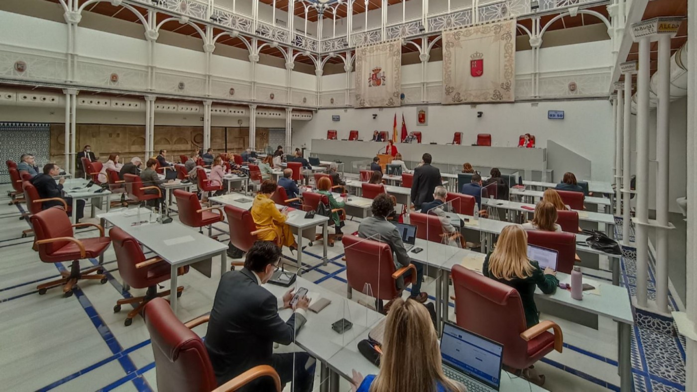 Una moción del PP rechaza en la Asamblea Regional la armonización fiscal que propone el Gobierno central