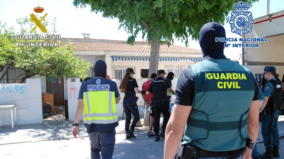 Operación conjunta de la Guardia Civil y Policía Nacional en San Javier