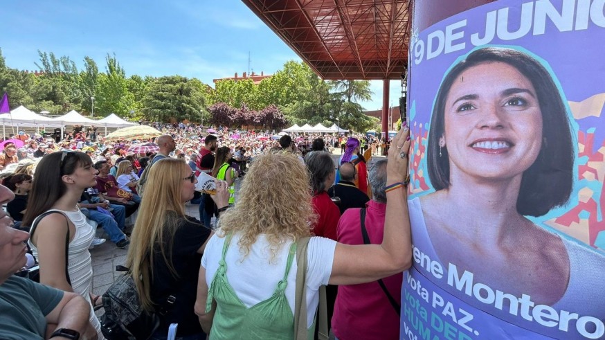 Un centenar de militantes de Podemos en la Región apoyan a Montero en la Fiesta de la Primavera de Vallecas