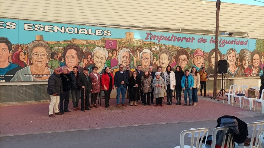 Hablamos de la inauguración en Lorca de la segunda fase del mural 'Mujeres esenciales'